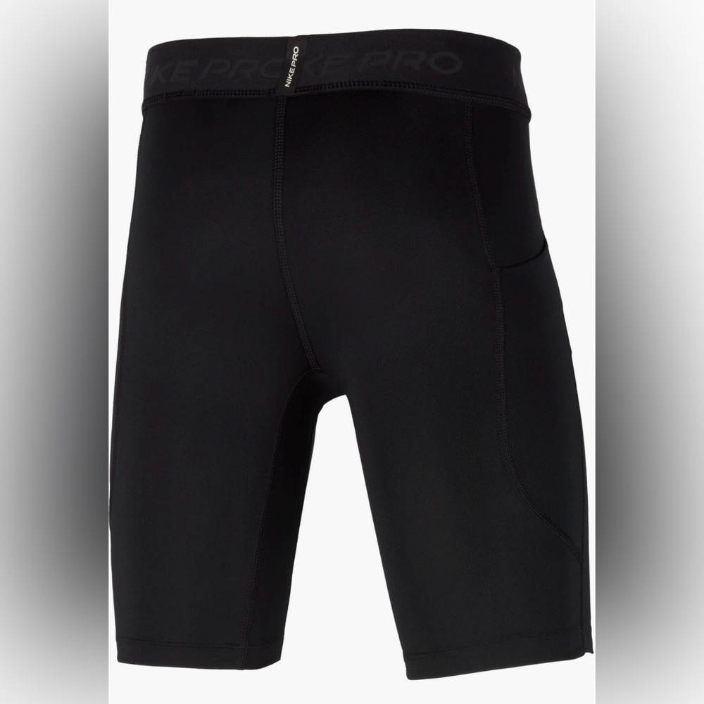 NWT Nike Kids Black Athletic Shorts Sz M
